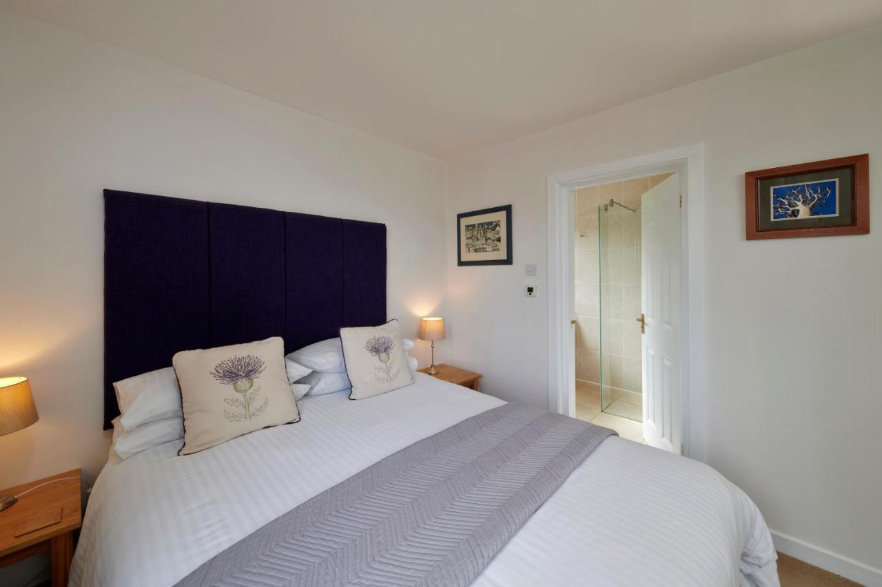 インヴァネス By The Brae Bed & Breakfast エクステリア 写真